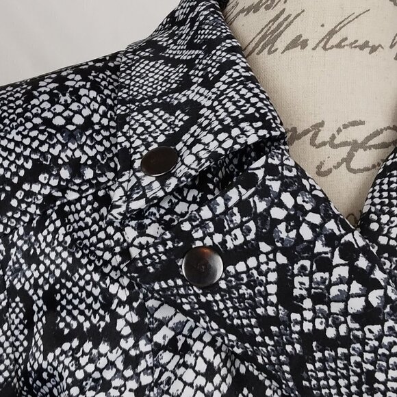 NY Collection | Snake Reptile Print Moto Jacket Black | Size M - Picture 3 of 11